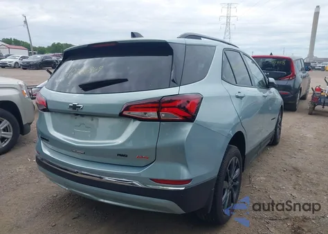 2022 Chevrolet Equinox Awd Rs z USA, uszkodzony, nr VIN 2GNAXWEV8N6129228